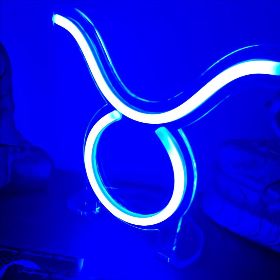 Taurus โ Neon Zodiac Star Sign (April 20 - May 20)