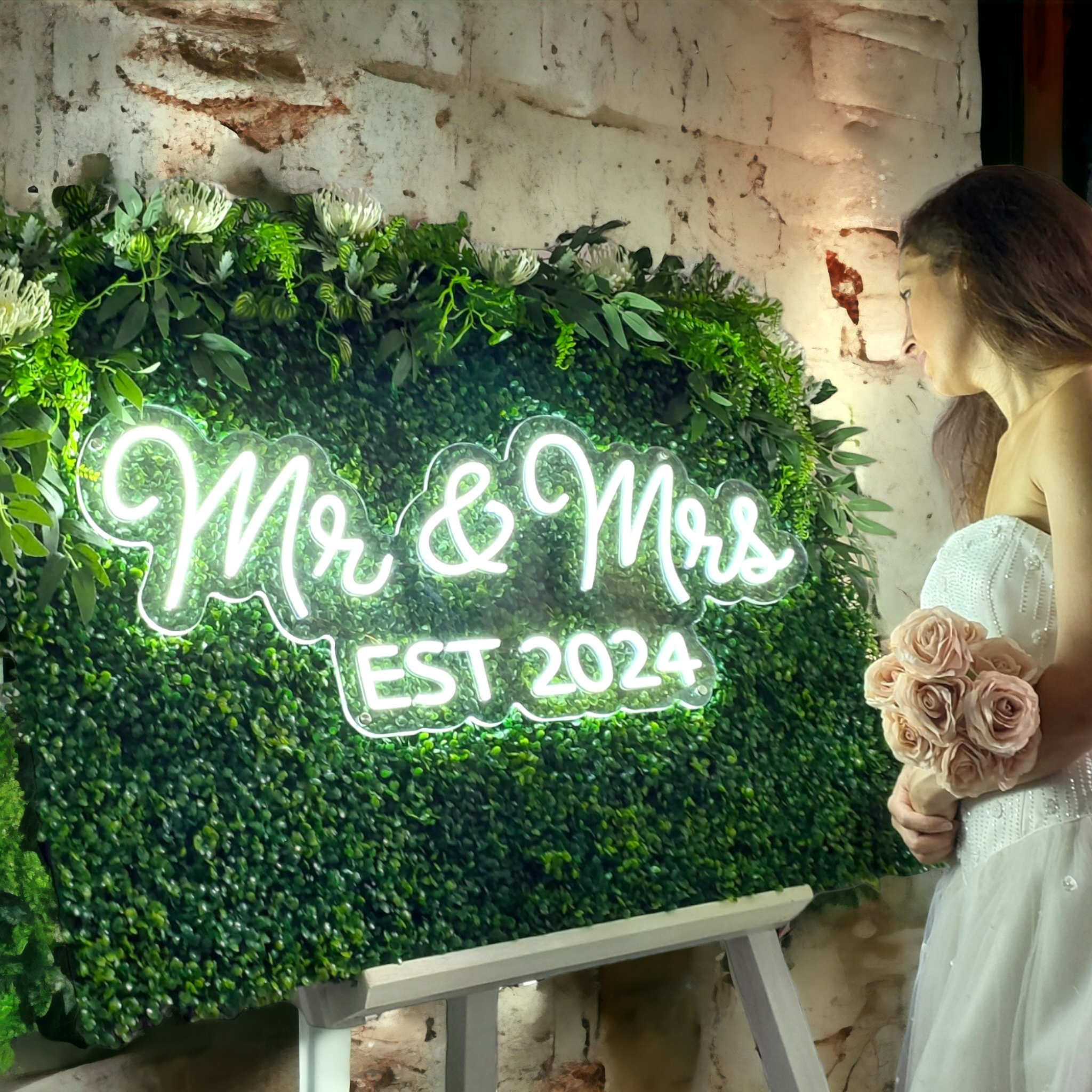 Mr & Mrs Est 2024 Neon Sign Own Your Luxury Wedding Neon Sign Forever! Neon Sign Wedding Decor Inspiration 2024 2025 2026 Personalised Welcome to Our Wedding