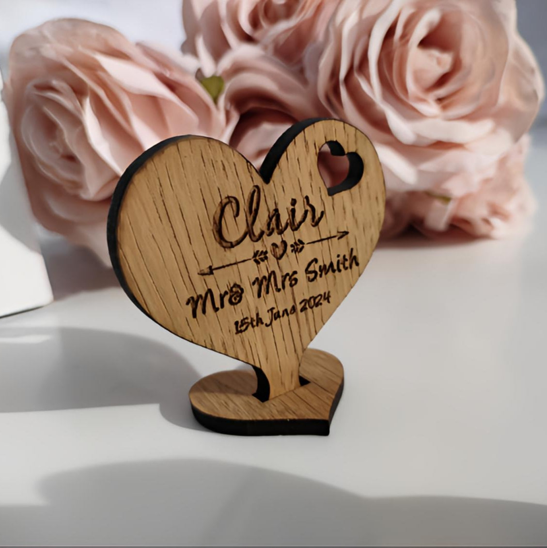 Place Cards Personalised Wedding Heart Name Tags for Wedding Breakfast Tables